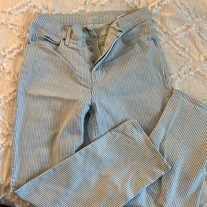 Striped Jeans perfect for summer!